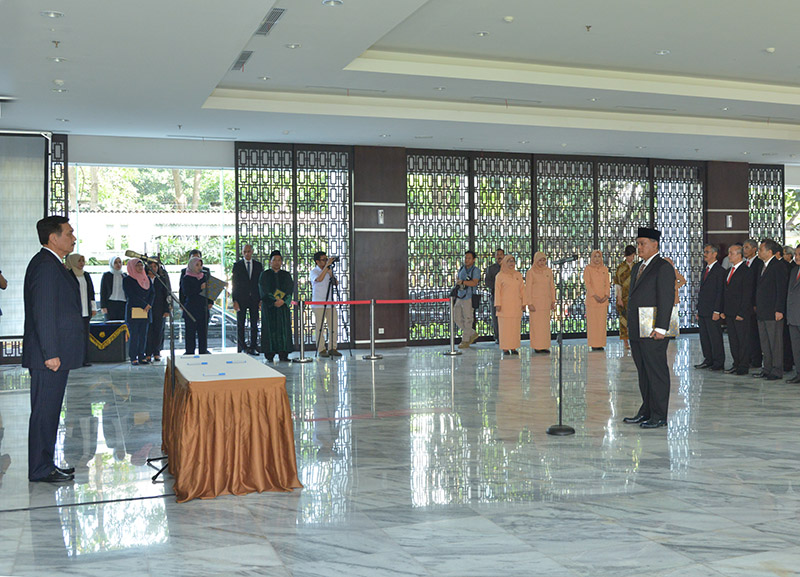 Jajaran Pegawai KESDM Jangan Ada “Kiri-Kanan, Kiri-Kanan”